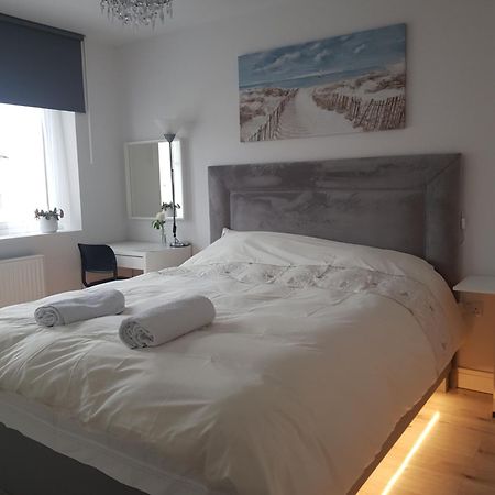 דבלין Barnoaks House - Private Room Ensuite Bathroom Homestay מראה חיצוני תמונה