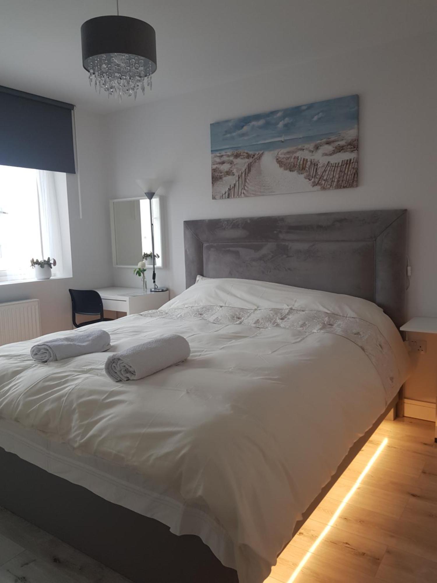 דבלין Barnoaks House - Private Room Ensuite Bathroom Homestay מראה חיצוני תמונה
