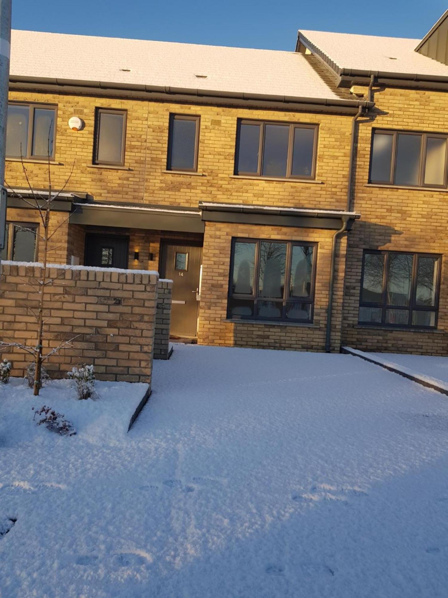 דבלין Barnoaks House - Private Room Ensuite Bathroom Homestay מראה חיצוני תמונה